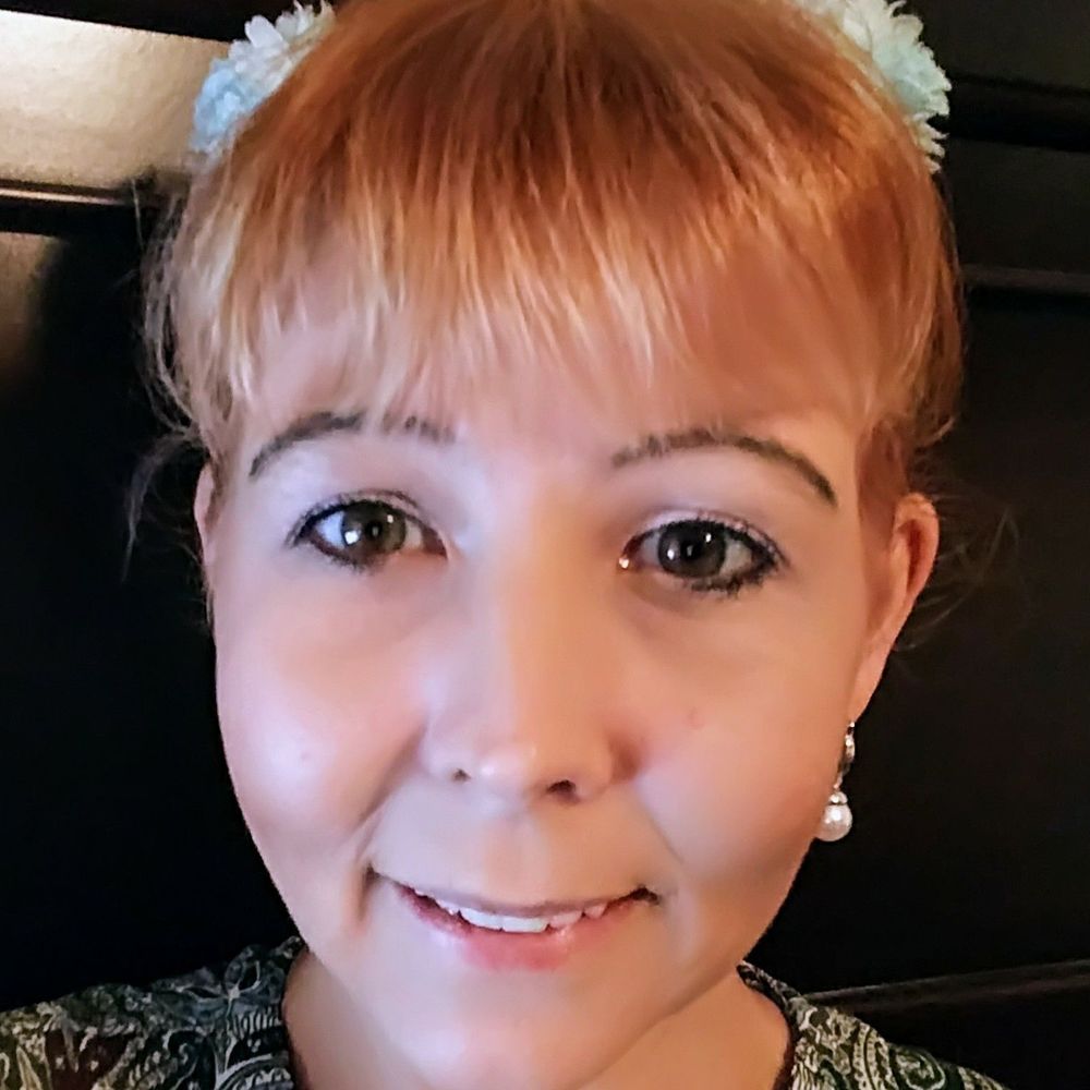 Meet your Posher, April